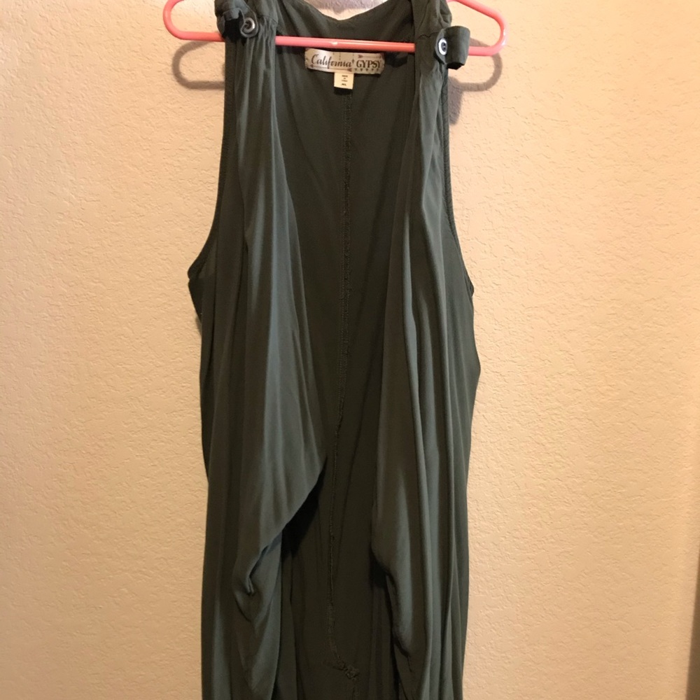 No sleeve, long, army green cover up